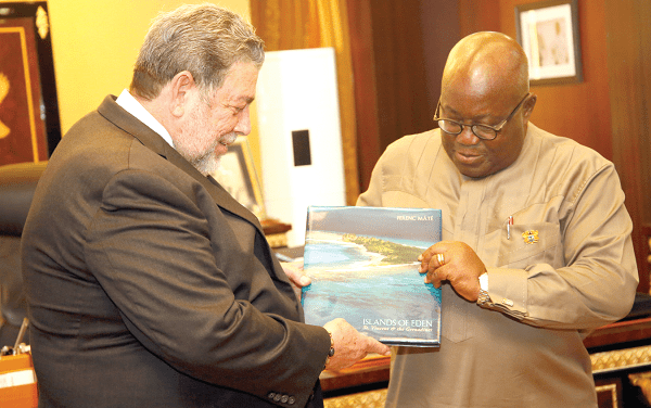 Prez holds bilateral talks with Prime Minister of St. Vincent and the Grenadines